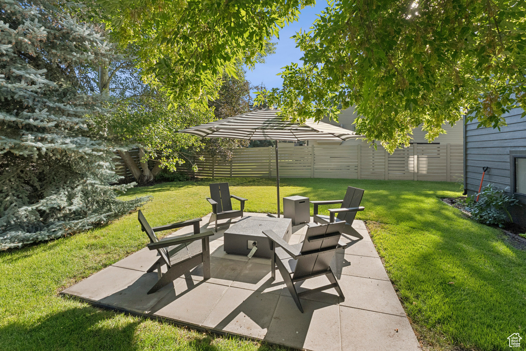 PARK MEADOWS SUBDIVI - Residential Lease