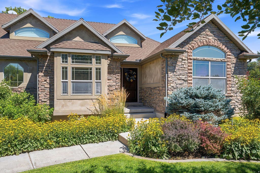 Photo of 768 S 1900 W, Marriott Slaterville, UT 84404 (MLS # 2174340)