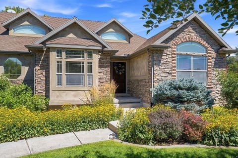 Photo of 768 S 1900 W, Marriott Slaterville, UT 84404 (MLS # 2174340)