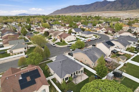 Tiny photo for 262 HEIDELBERG PL, Stansbury Park, UT 84074 (MLS # 2151307)