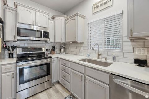 Tiny photo for 262 HEIDELBERG PL, Stansbury Park, UT 84074 (MLS # 2151307)