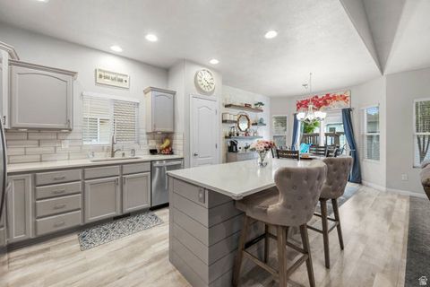 Tiny photo for 262 HEIDELBERG PL, Stansbury Park, UT 84074 (MLS # 2151307)
