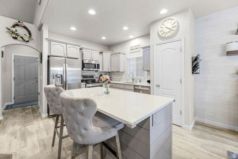 Tiny photo for 262 HEIDELBERG PL, Stansbury Park, UT 84074 (MLS # 2151307)