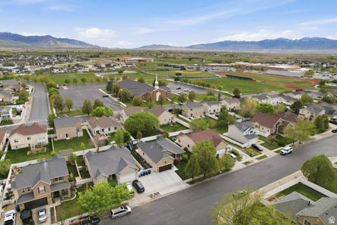 Tiny photo for 262 HEIDELBERG PL, Stansbury Park, UT 84074 (MLS # 2151307)