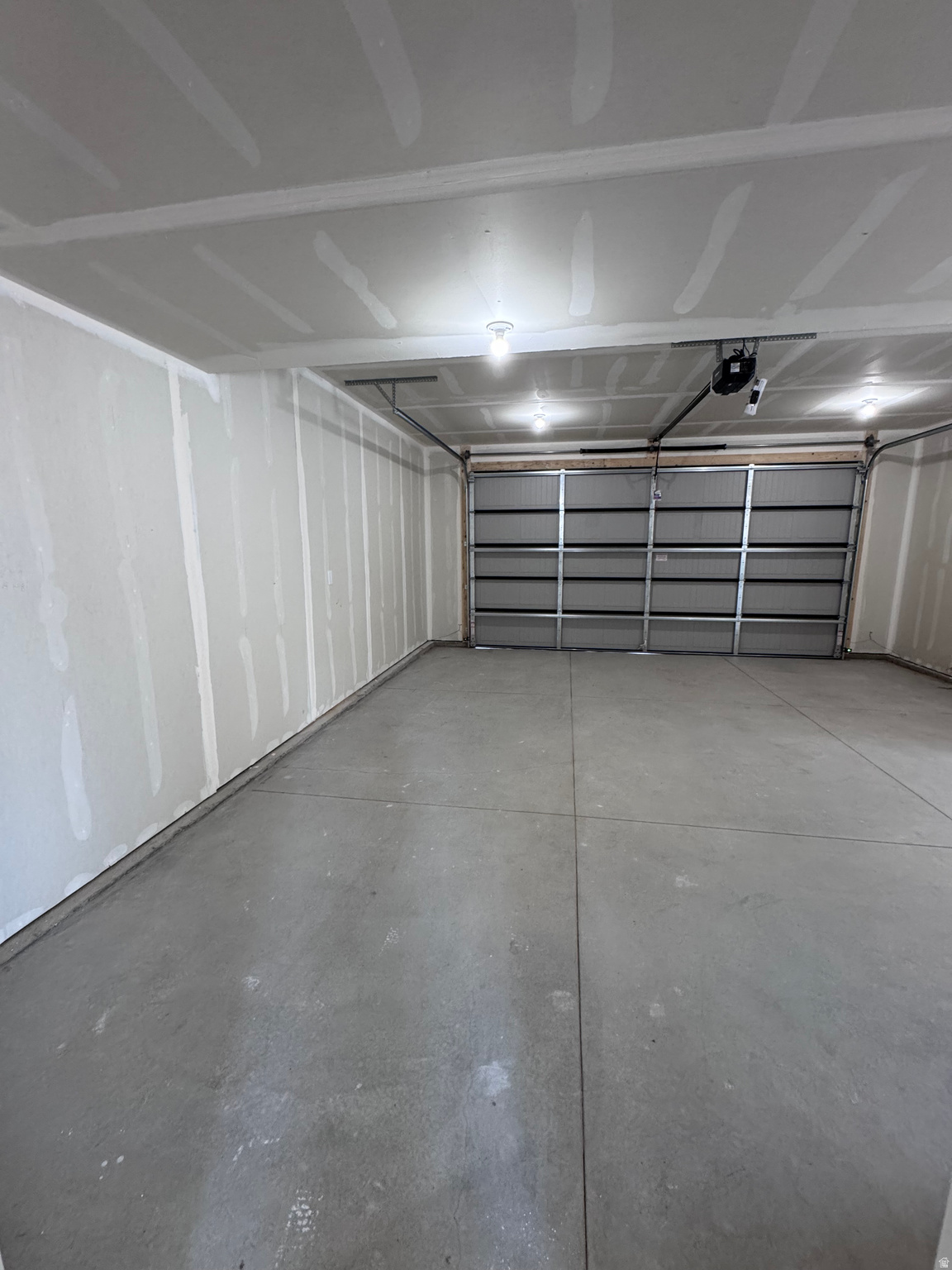 SPRING CREEK - Residential