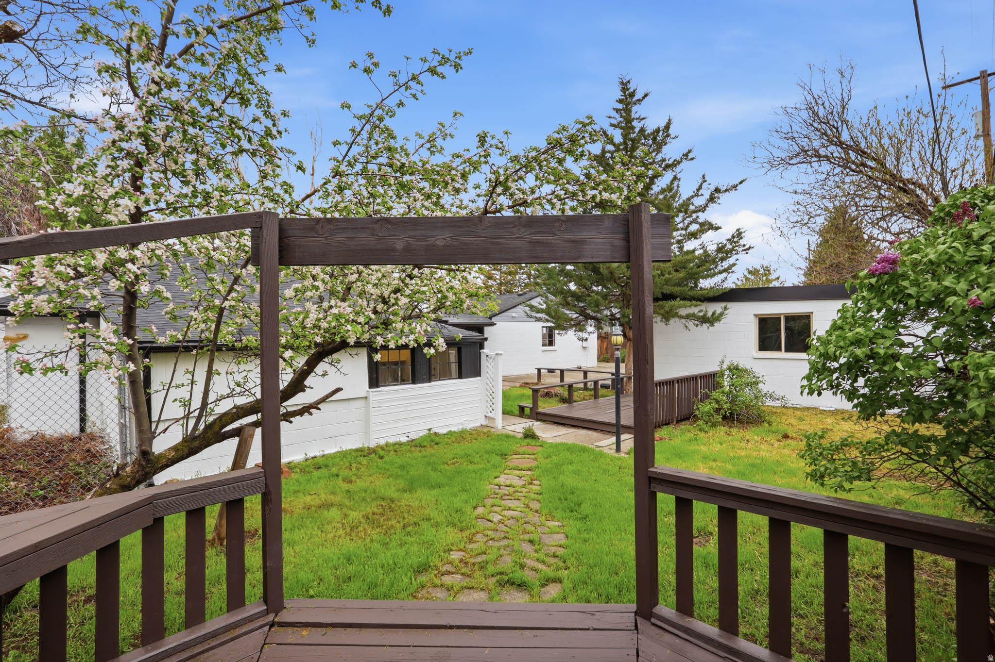 PLAT A BIG FIELD SUR - Residential