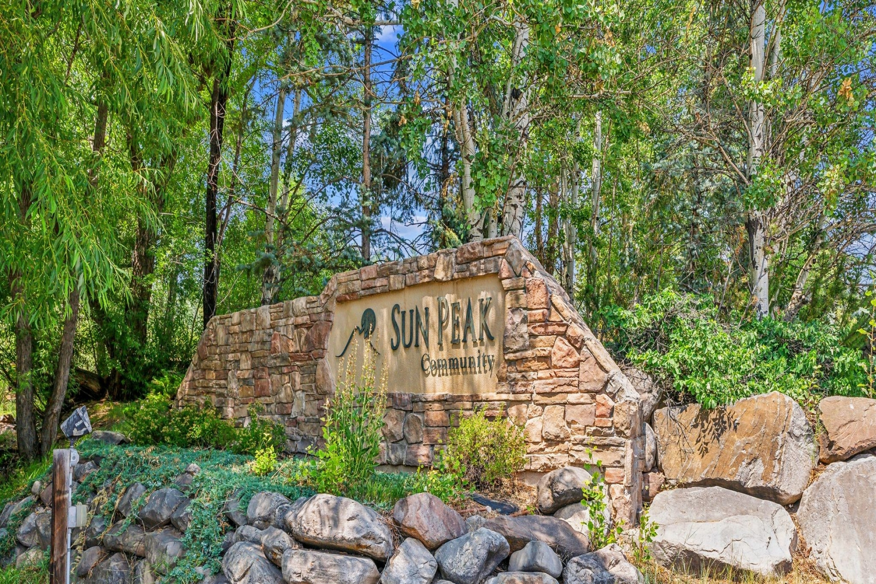 WILLOW DRAW COTTAGES AT SUN PEAK - Residential