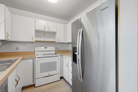 Tiny photo for 5647 S PARK PL E, Holladay, UT 84121 (MLS # 2179622)