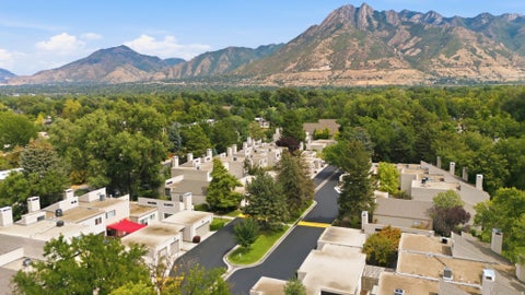 Tiny photo for 5647 S PARK PL E, Holladay, UT 84121 (MLS # 2179622)