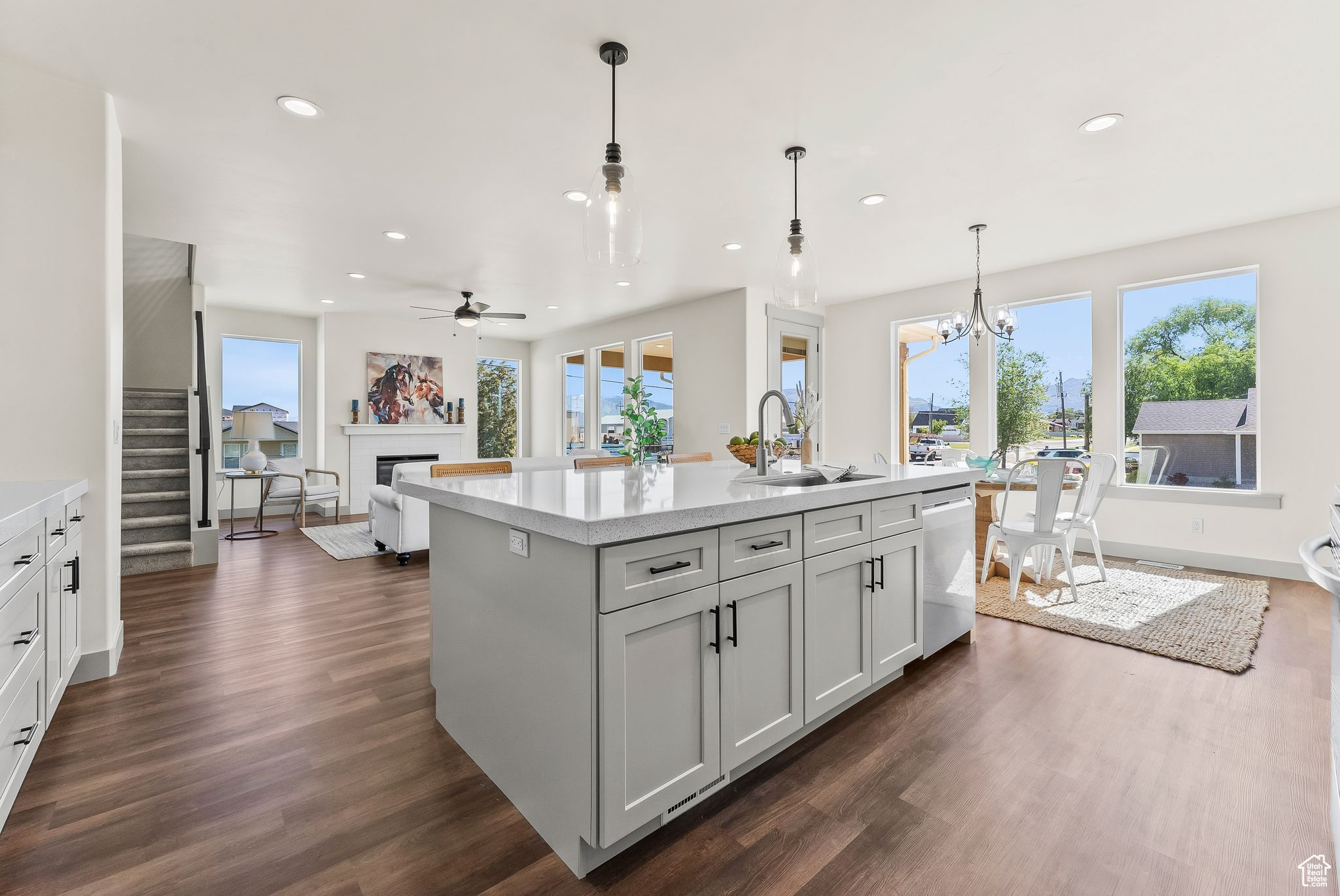 MACY LANE - Residential