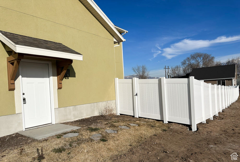 MACY LANE - Residential