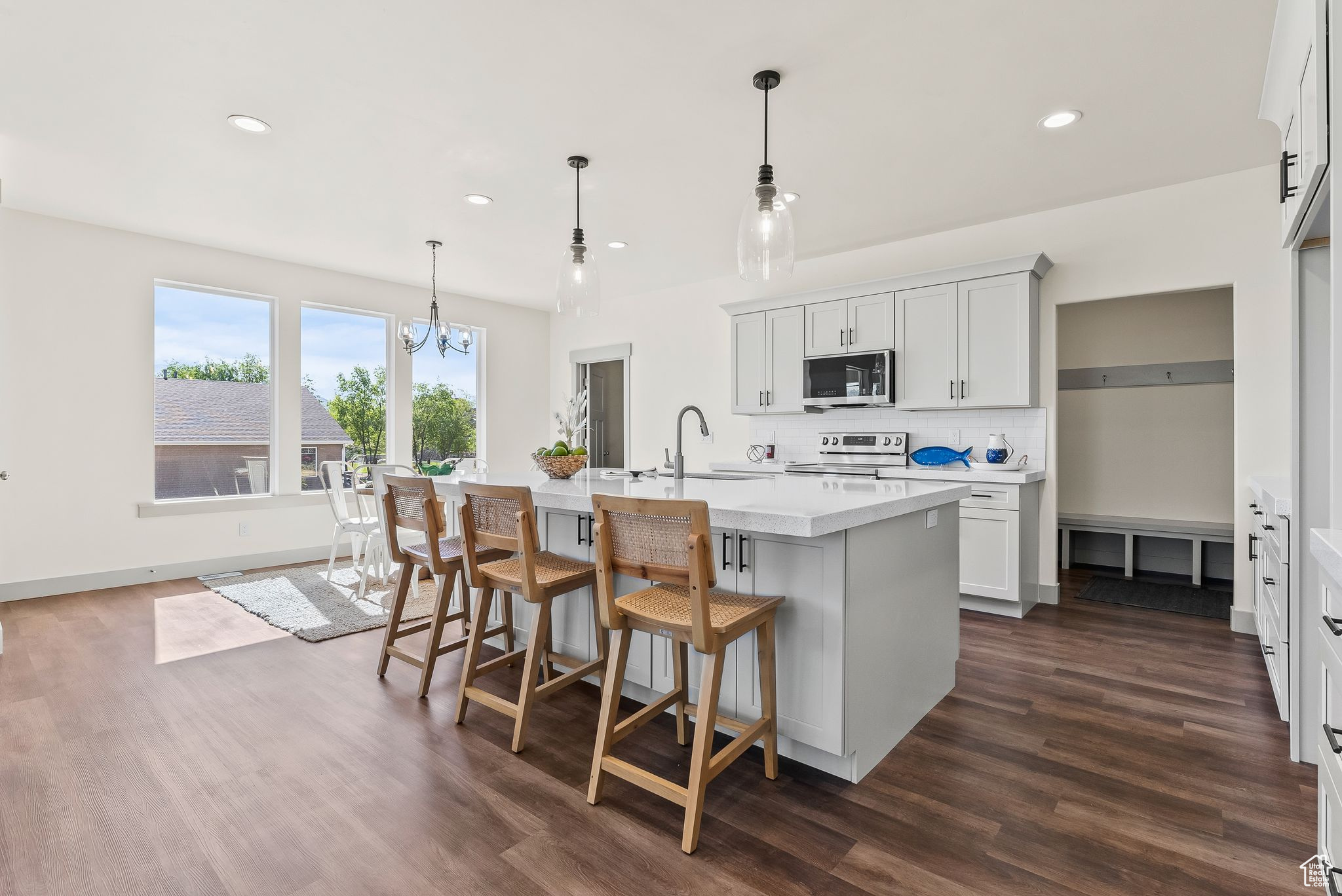 MACY LANE - Residential