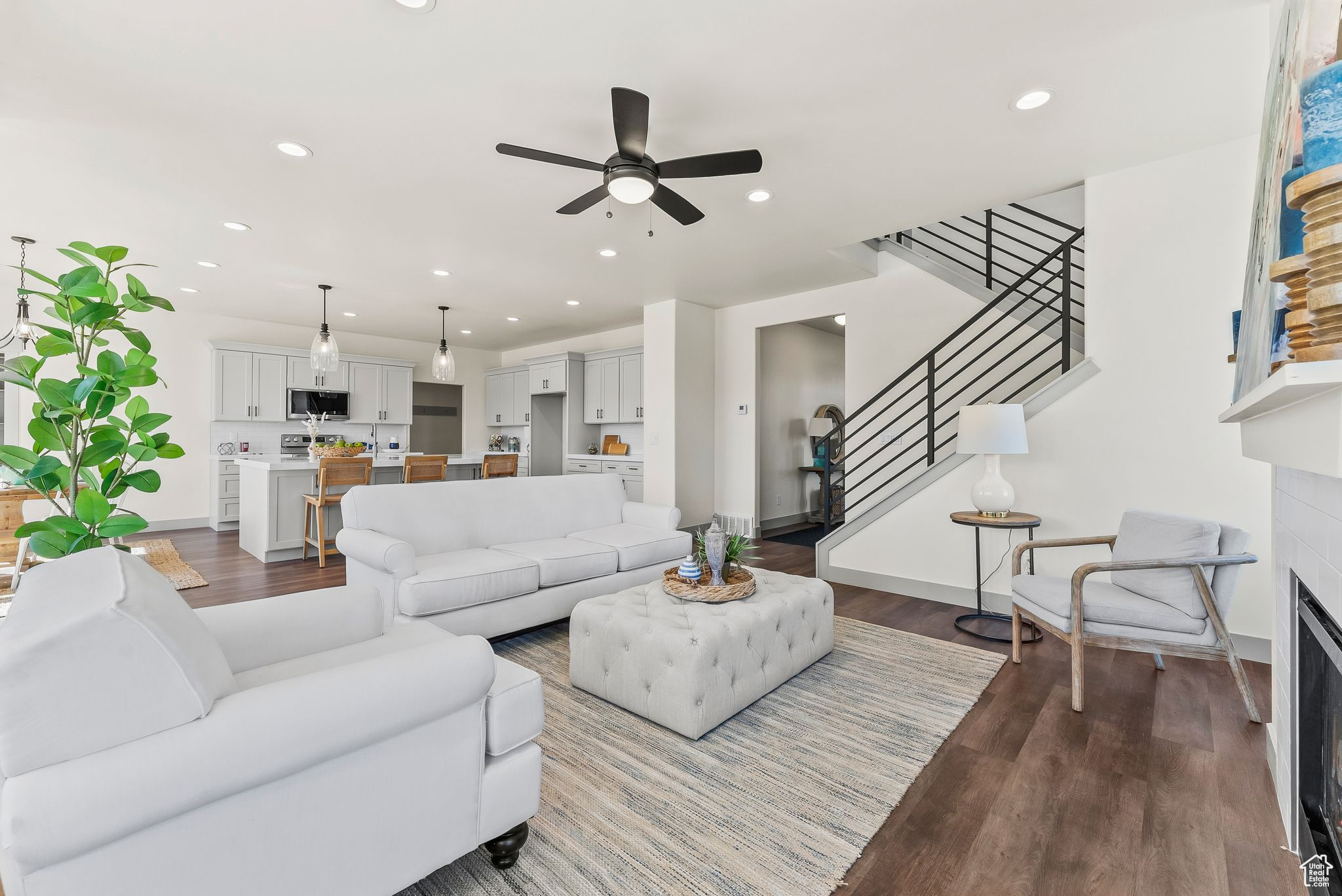 MACY LANE - Residential