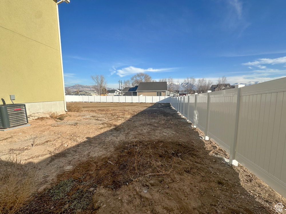 MACY LANE - Residential