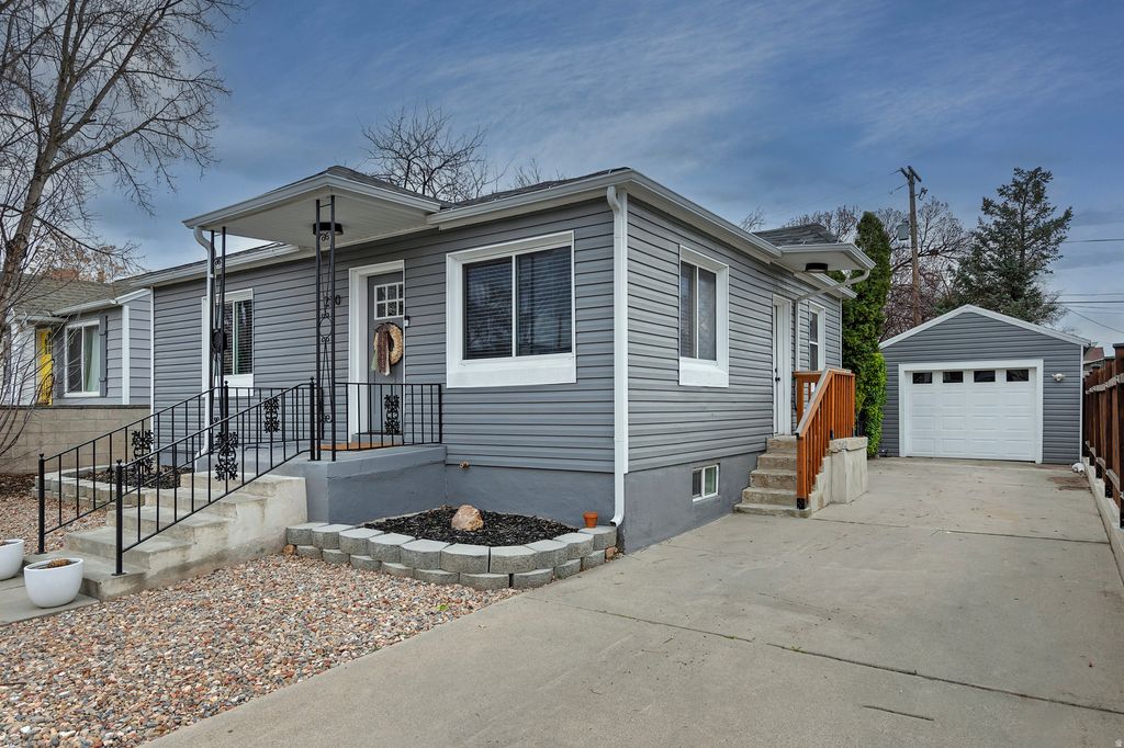 Photo of 230 E TRUMAN AVE S, Salt Lake City, UT 84115 (MLS # 2142957)