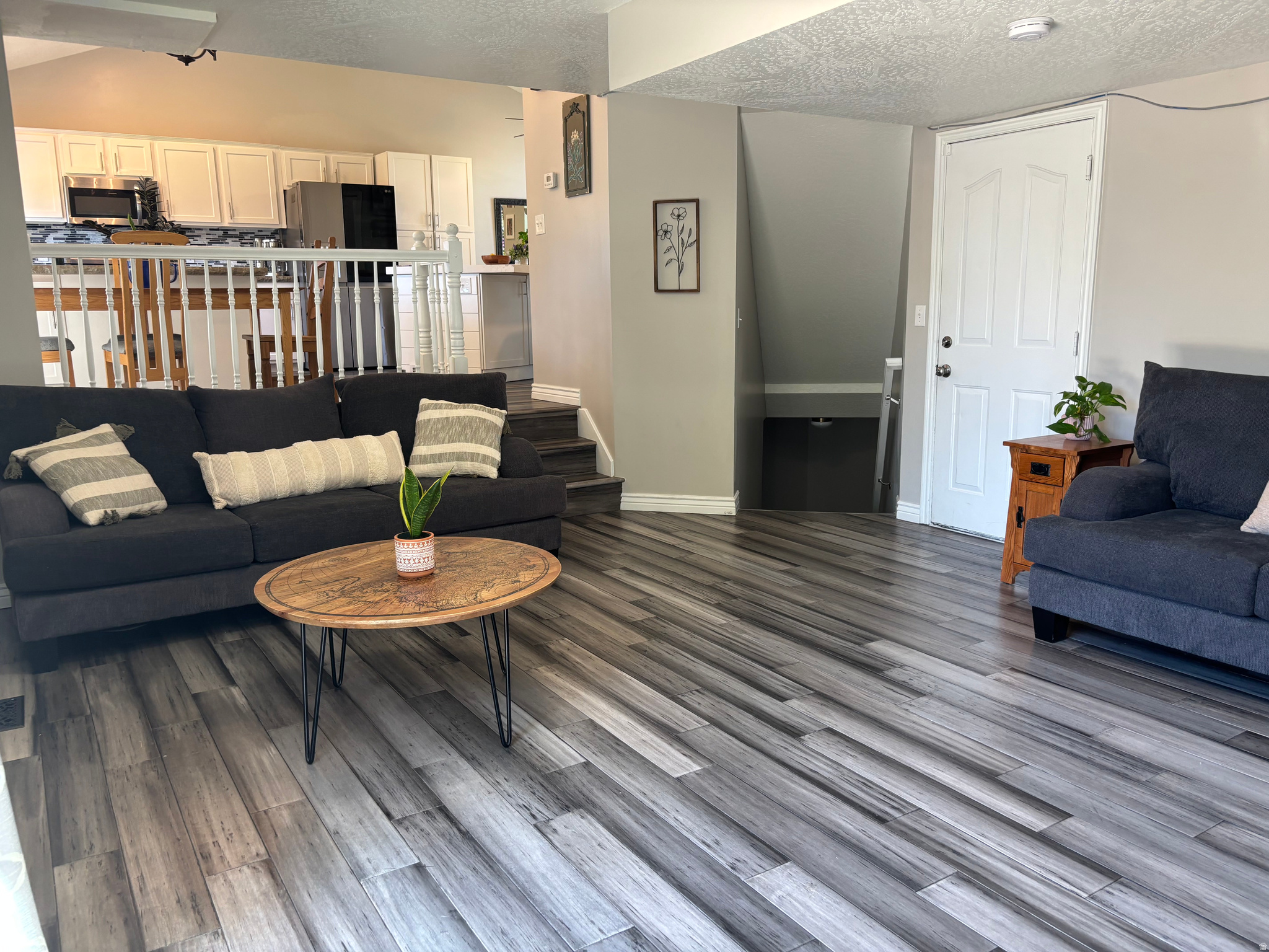 MEADOWS - Residential