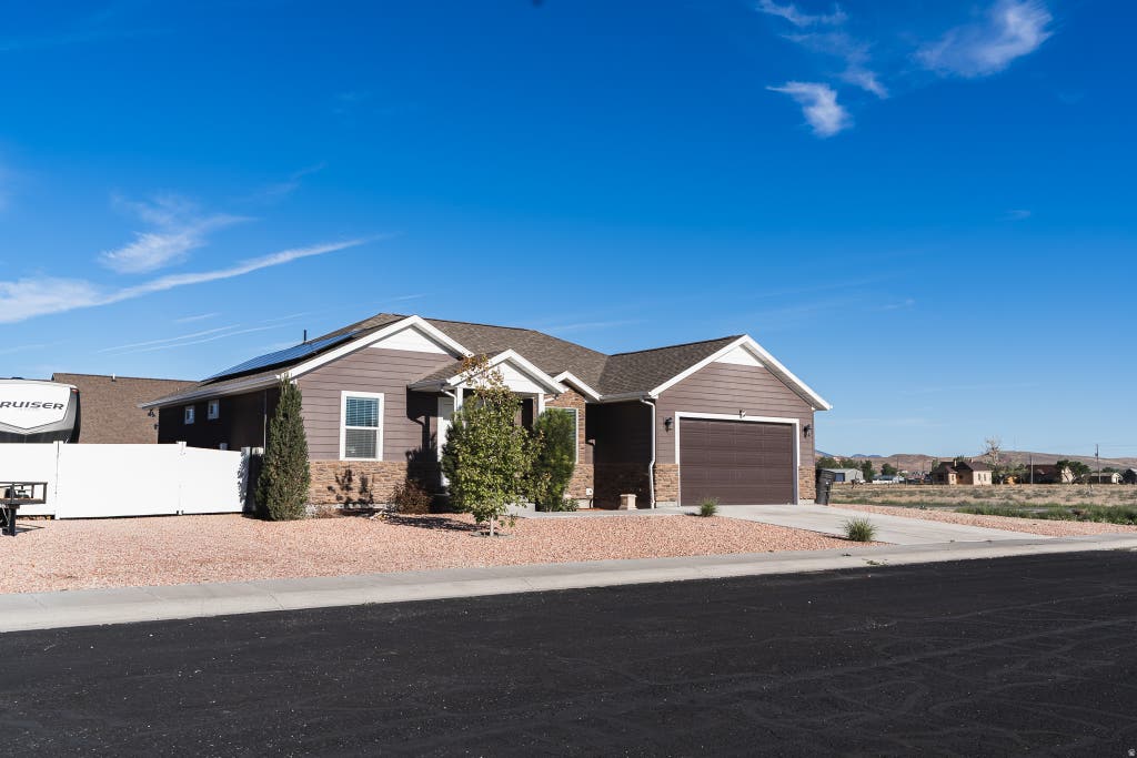 Photo of 290 N 250 E, Centerfield, UT 84622 (MLS # 2181111)