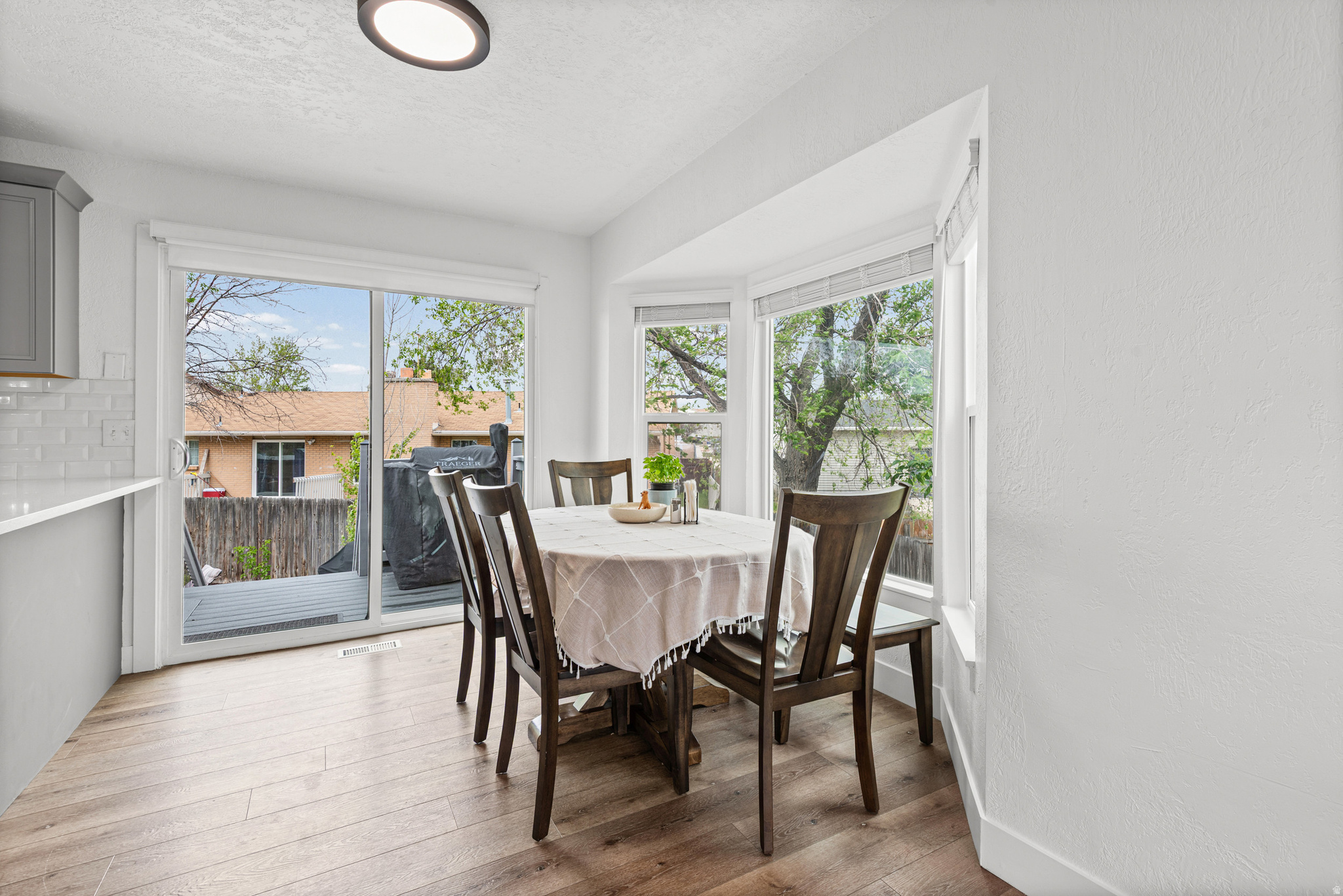 WILLOW BAY #4 - Residential