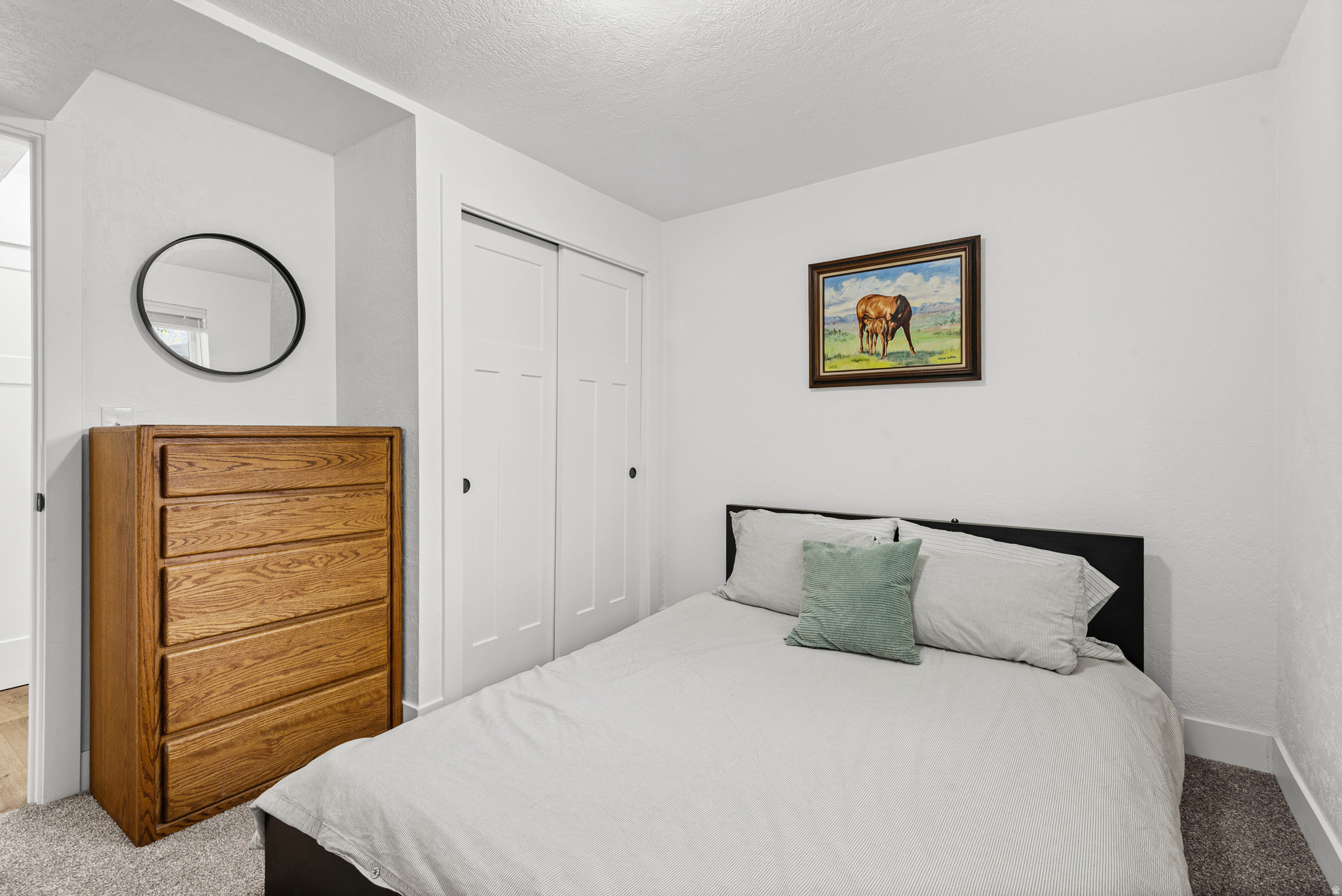 WILLOW BAY #4 - Residential