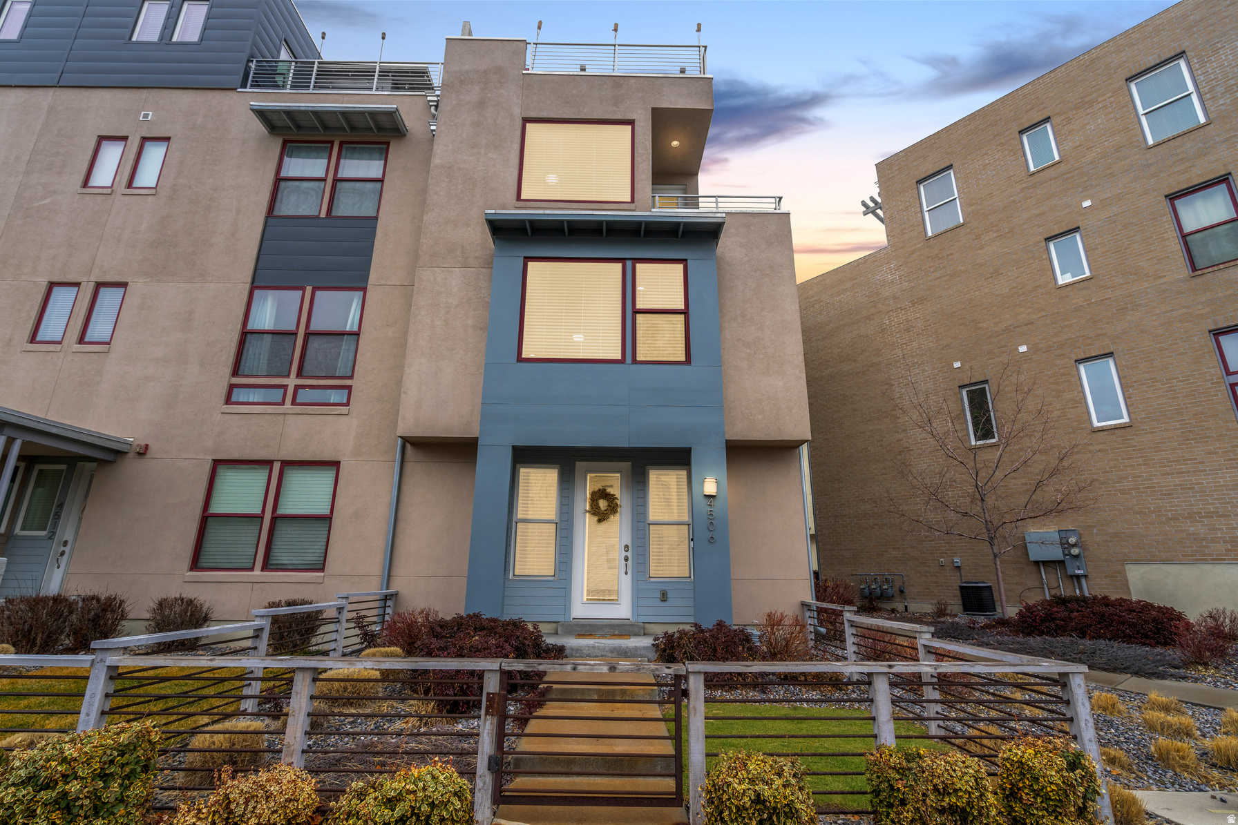 KENNECOTT DAYBREAK - Residential