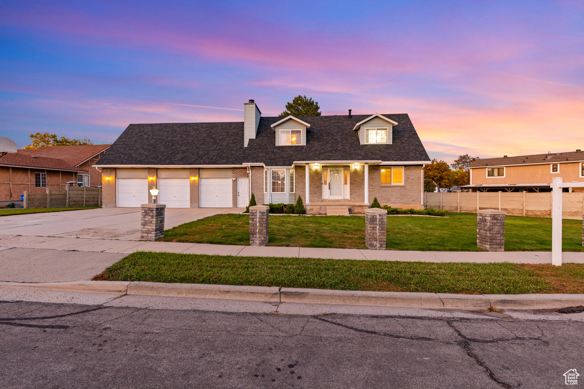 CONTINENTAL ESTATES #5 - Residential