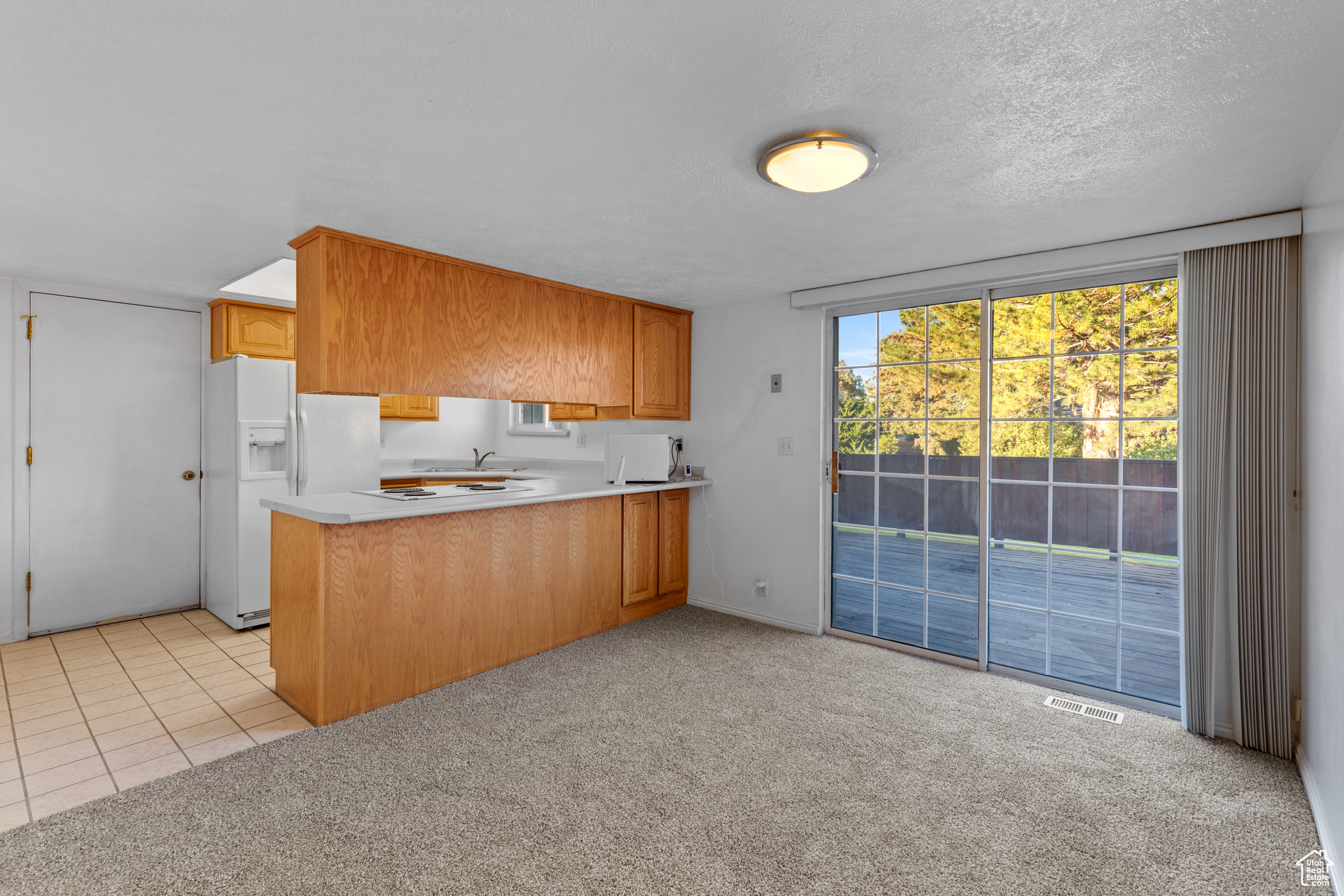 CONTINENTAL ESTATES #5 - Residential