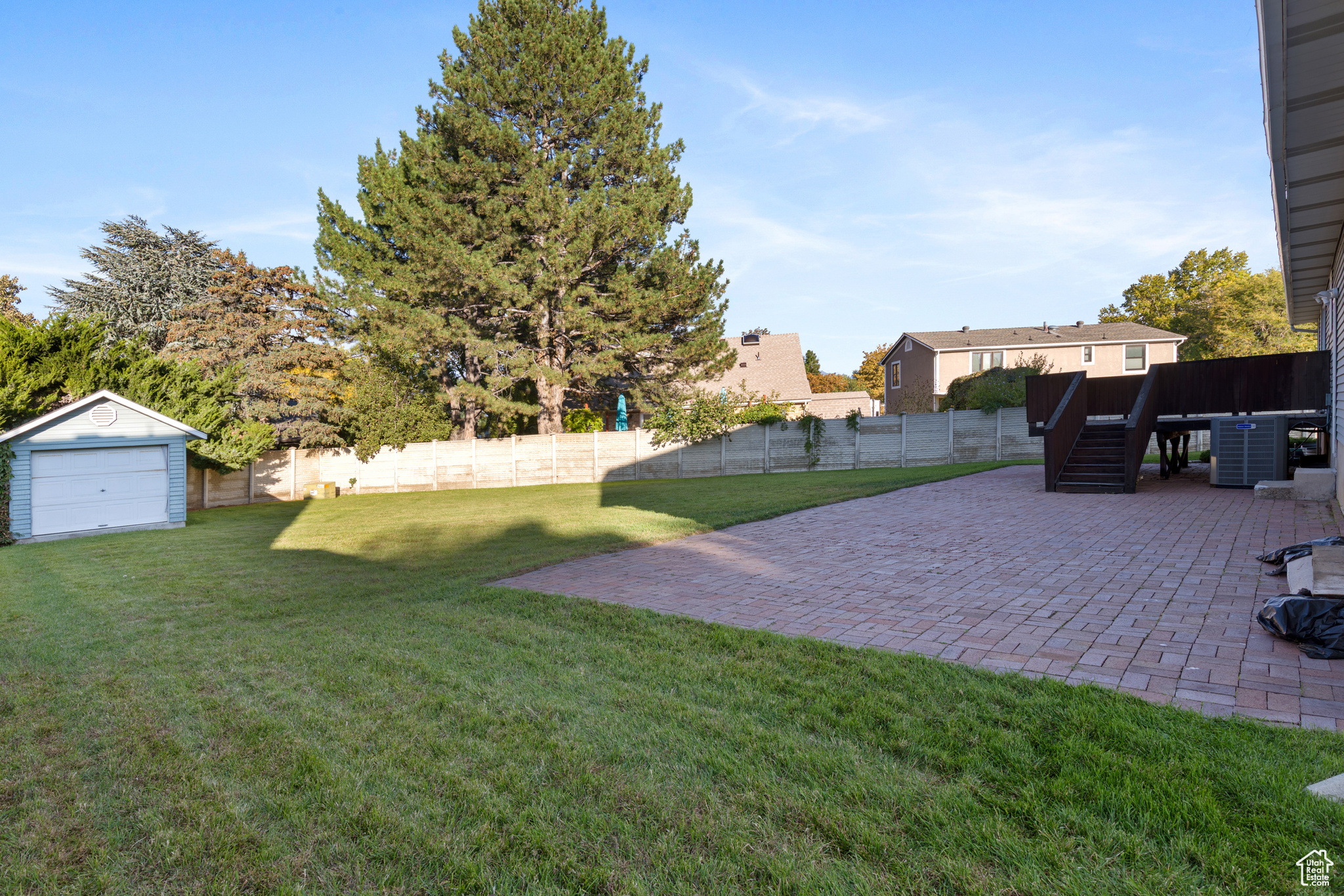 CONTINENTAL ESTATES #5 - Residential