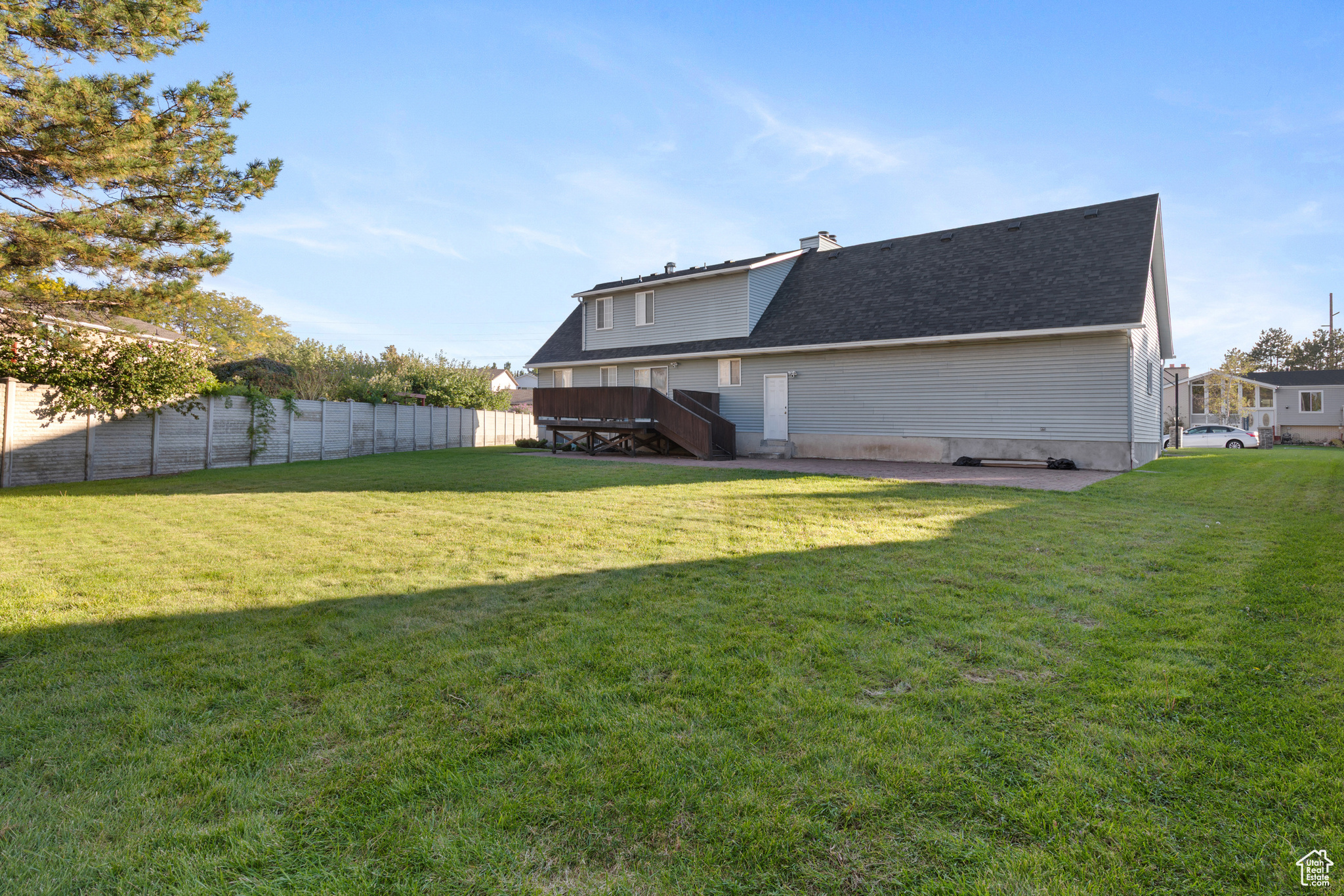 CONTINENTAL ESTATES #5 - Residential