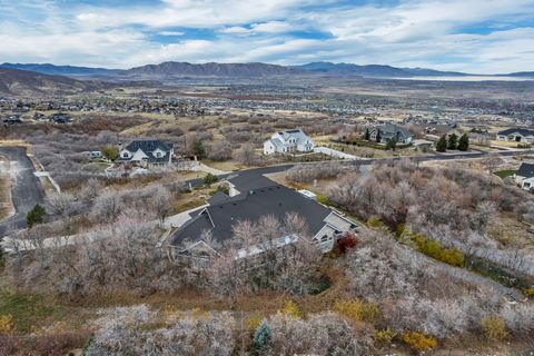 Tiny photo for 670 S OAK DR, Woodland Hills, UT 84653 (MLS # 2122785)