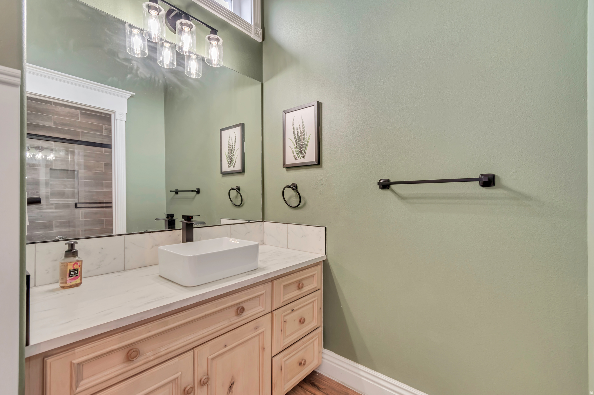 FLINTRIDGE - Residential