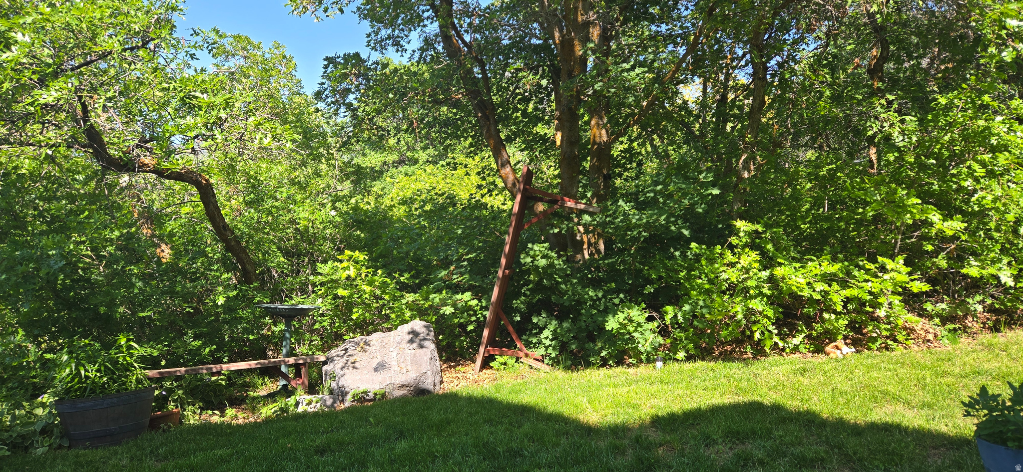 FLINTRIDGE - Residential