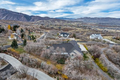 Tiny photo for 670 S OAK DR, Woodland Hills, UT 84653 (MLS # 2122785)