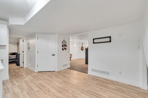 Tiny photo for 670 S OAK DR, Woodland Hills, UT 84653 (MLS # 2122785)