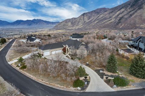 Tiny photo for 670 S OAK DR, Woodland Hills, UT 84653 (MLS # 2122785)