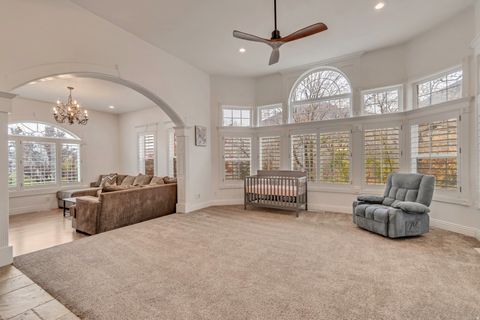 Tiny photo for 670 S OAK DR, Woodland Hills, UT 84653 (MLS # 2122785)