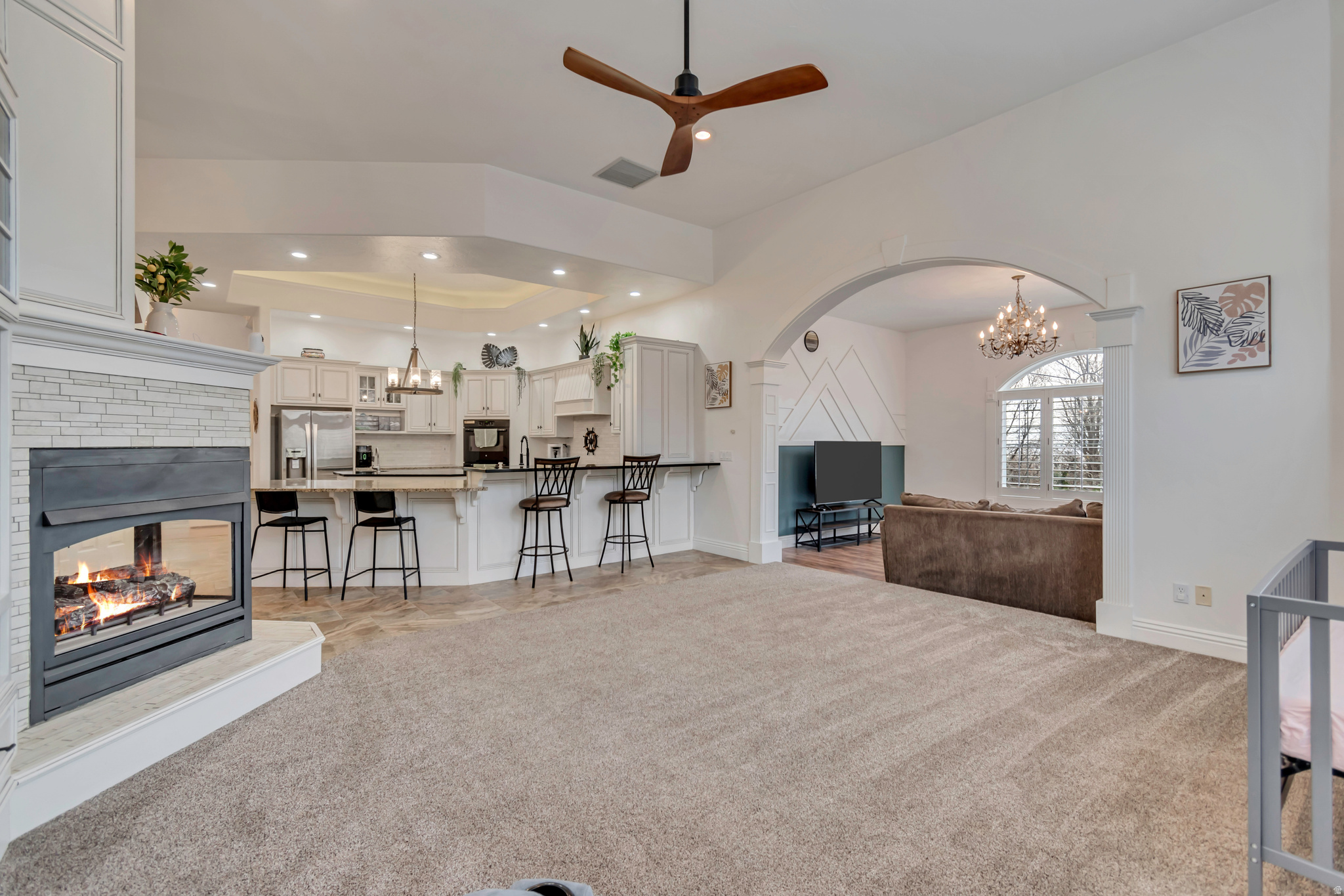 FLINTRIDGE - Residential