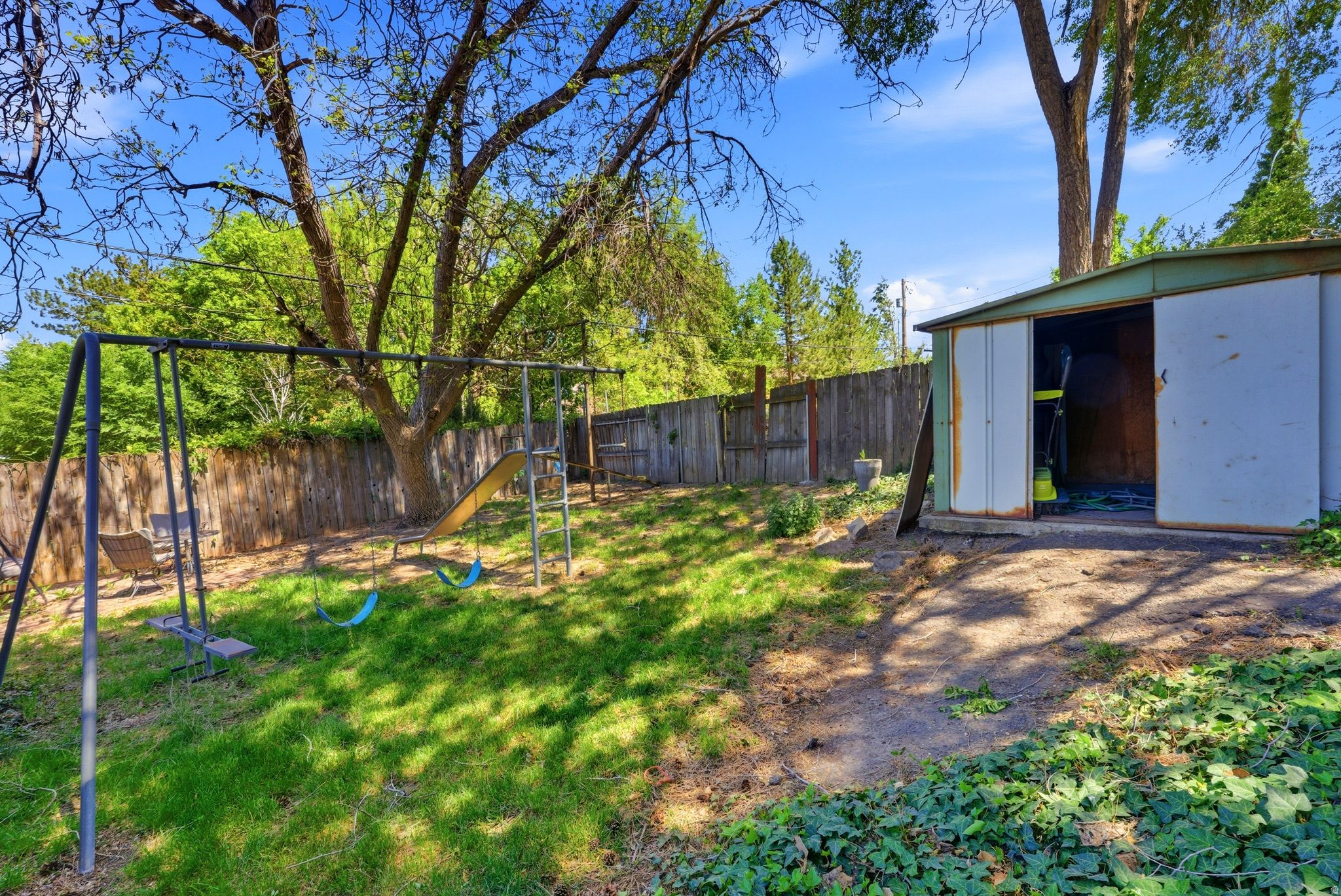MURRAY HILL GARDENS - Residential
