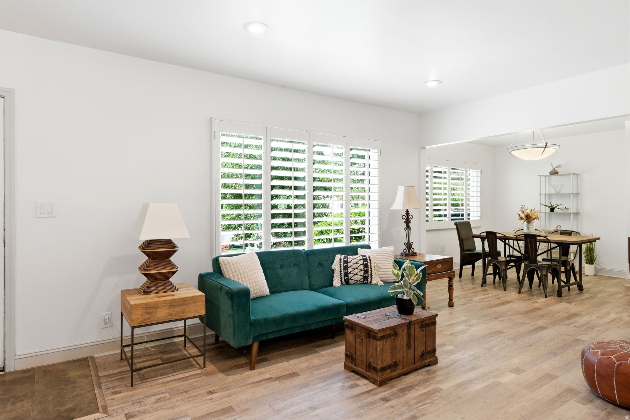 MURRAY HILL GARDENS - Residential
