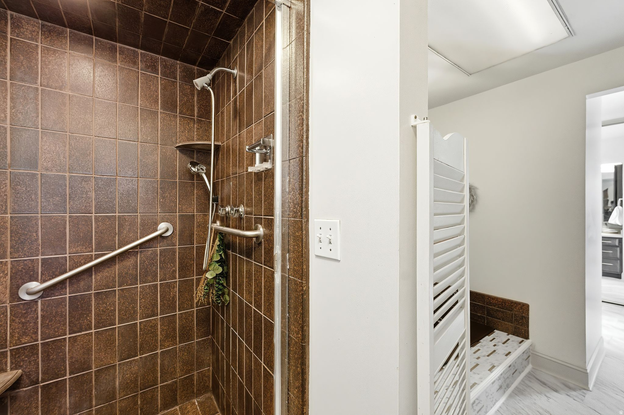 MURRAY HILL GARDENS - Residential