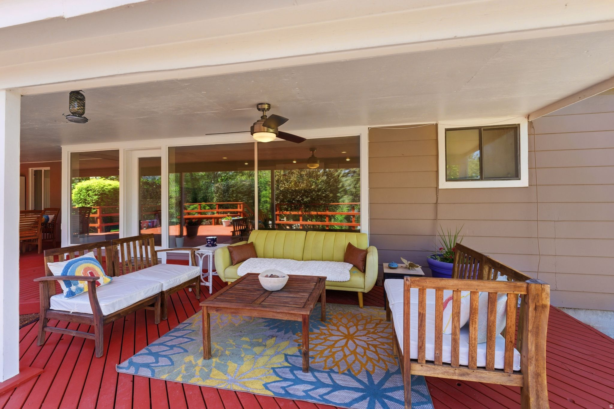 MURRAY HILL GARDENS - Residential