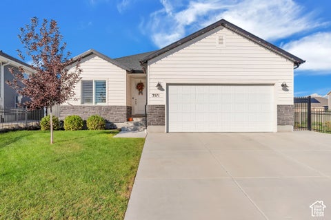 Photo of 3571 E ROYAL DORNOCH DR, Eagle Mountain, UT 84005 (MLS # 2191536)