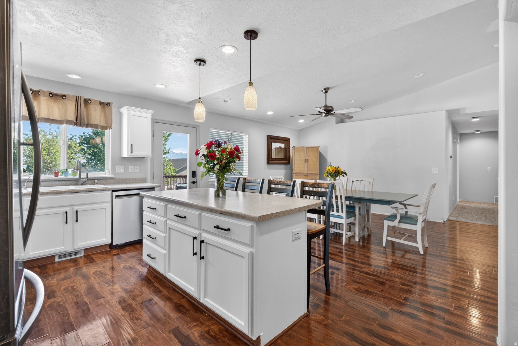 LAKE MOUNTAIN ESTATES PHASE 3 - Residential