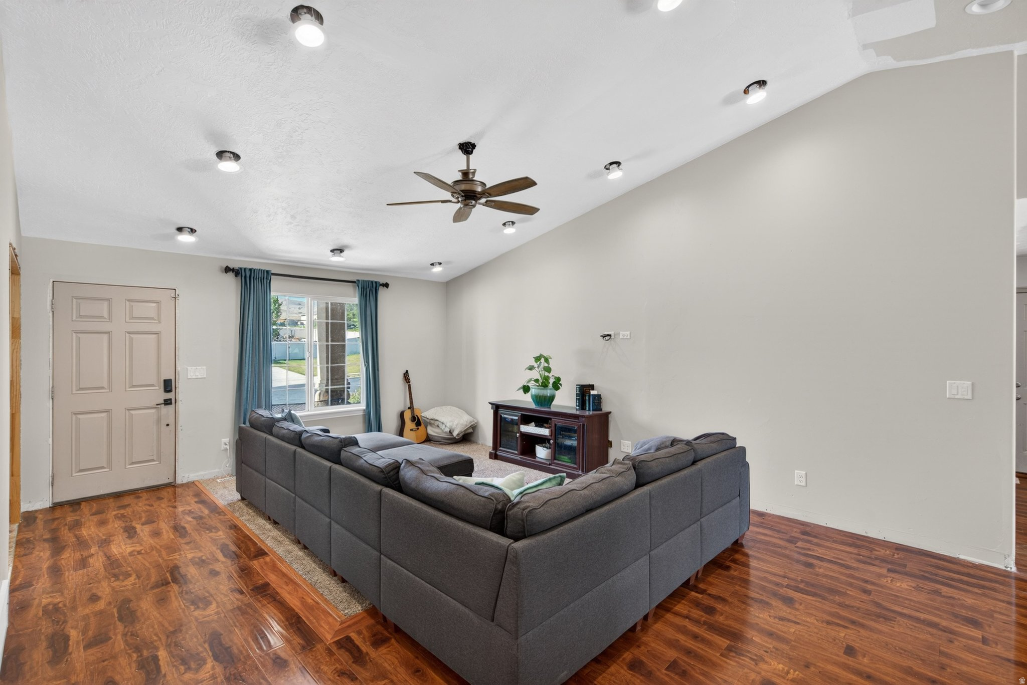 LAKE MOUNTAIN ESTATES PHASE 3 - Residential