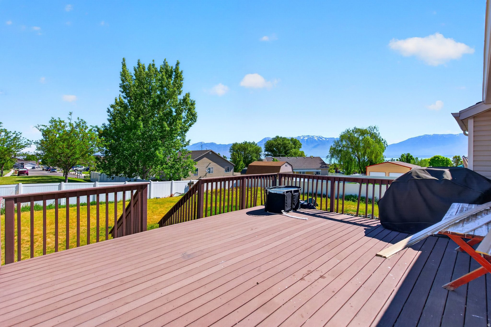 LAKE MOUNTAIN ESTATES PHASE 3 - Residential