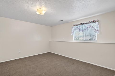 Tiny photo for 384 S EASTOAKS Dr E #5, Fruit Heights, UT 84037 (MLS # 2138777)