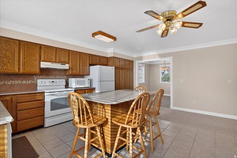 Tiny photo for 384 S EASTOAKS Dr E #5, Fruit Heights, UT 84037 (MLS # 2138777)