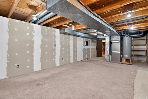 Tiny photo for 384 S EASTOAKS Dr E #5, Fruit Heights, UT 84037 (MLS # 2138777)