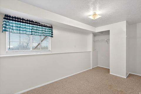 Tiny photo for 384 S EASTOAKS Dr E #5, Fruit Heights, UT 84037 (MLS # 2138777)