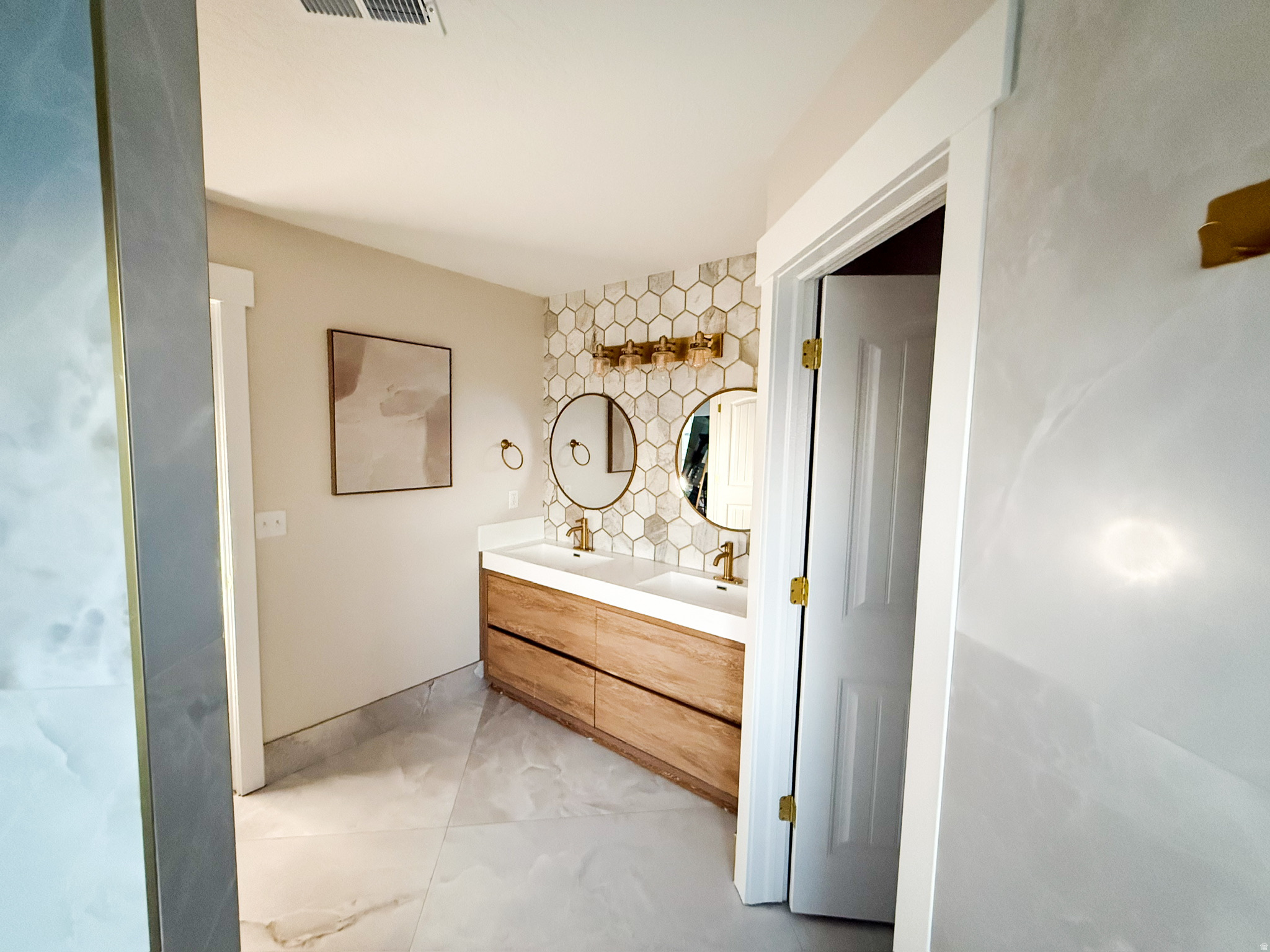 IVIE FARMS - Residential