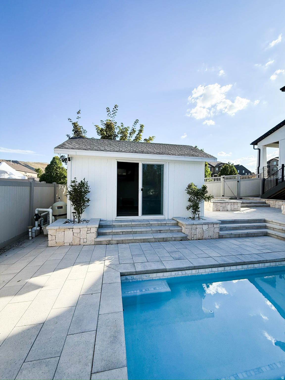 IVIE FARMS - Residential